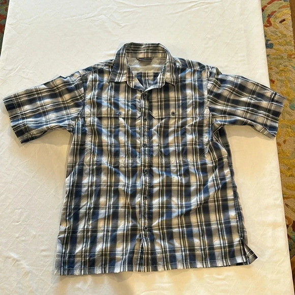 Kathmandu Short Sleeve button down up Travel Hiking plaid Shirt Men's medium EUC - Picture 1 of 3
